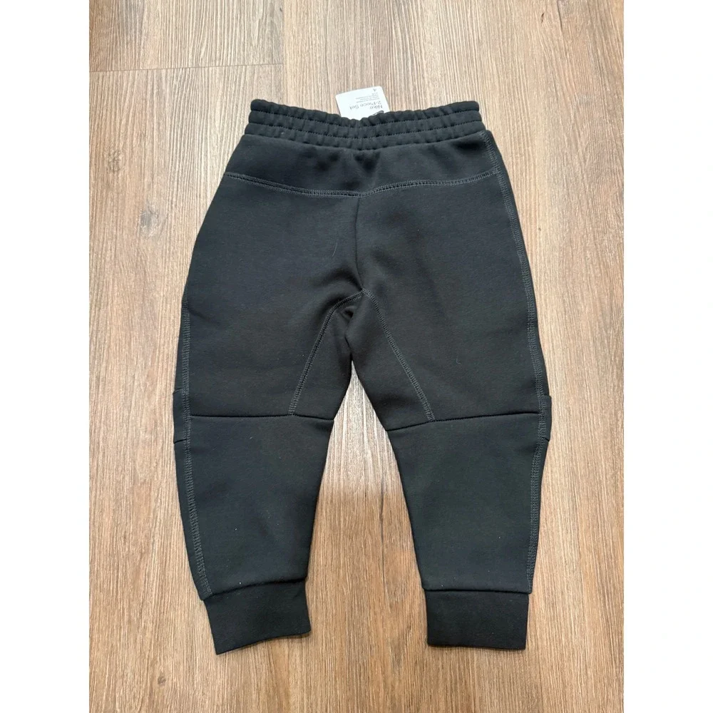 Nike Kids Tech Fleece Joggers Black Sweatpants Size 4 XS 3-4 Years‎ L050-023-324